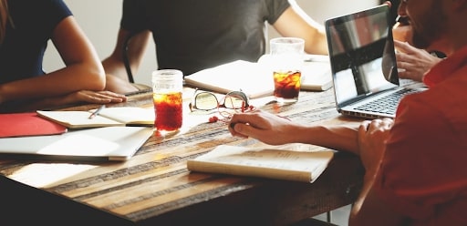 digital marketing vs performance marketing